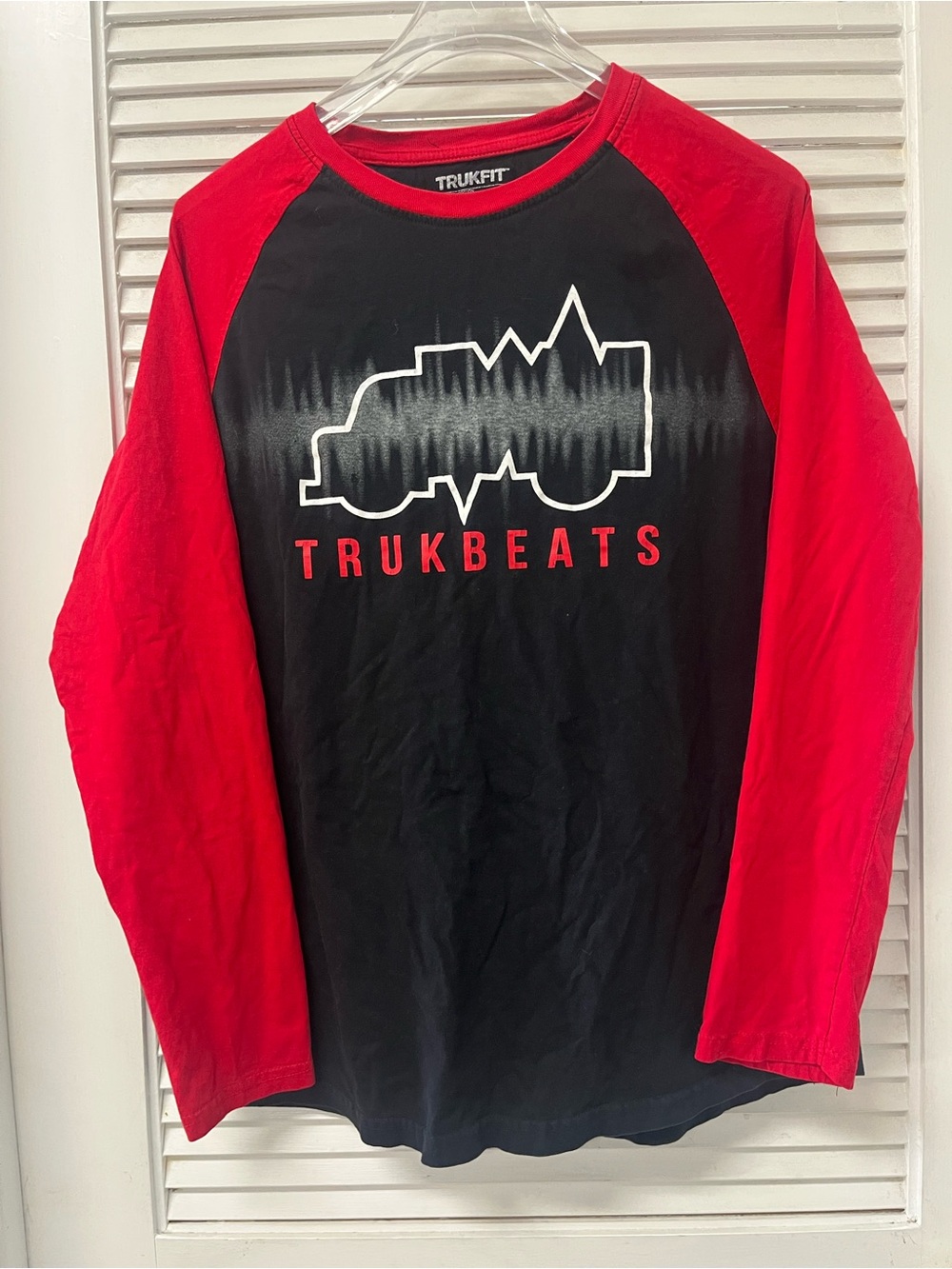 Trukfit Black Tee with Red Raglan Collar
SzL
